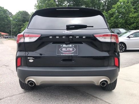Used 2021 Ford Escape SEL w/ Technology Package FWD image 8