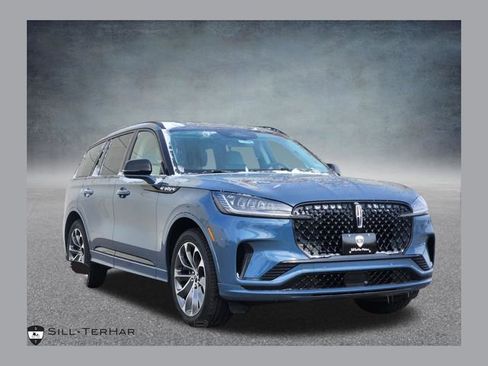 New 2026 Lincoln Aviator Premiere w/ Jet Appearance Package image 1