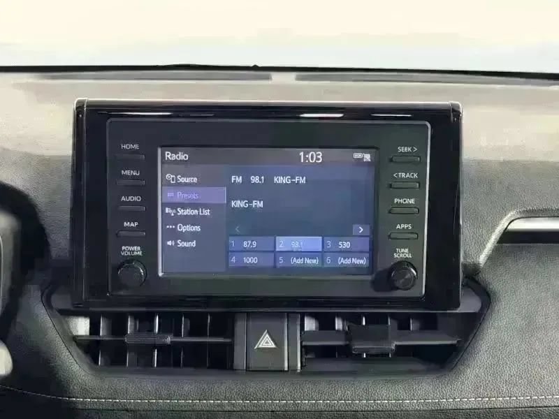 Used 2019 Toyota RAV4 XLE AWD/4WD image 21