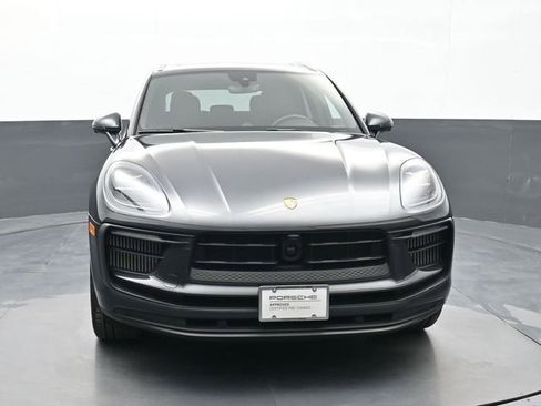 Certified 2023 Porsche Macan S image 26