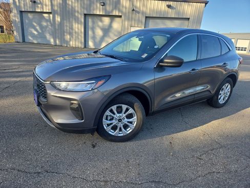Certified 2023 Ford Escape Active w/ Tech Pack #1 image 1