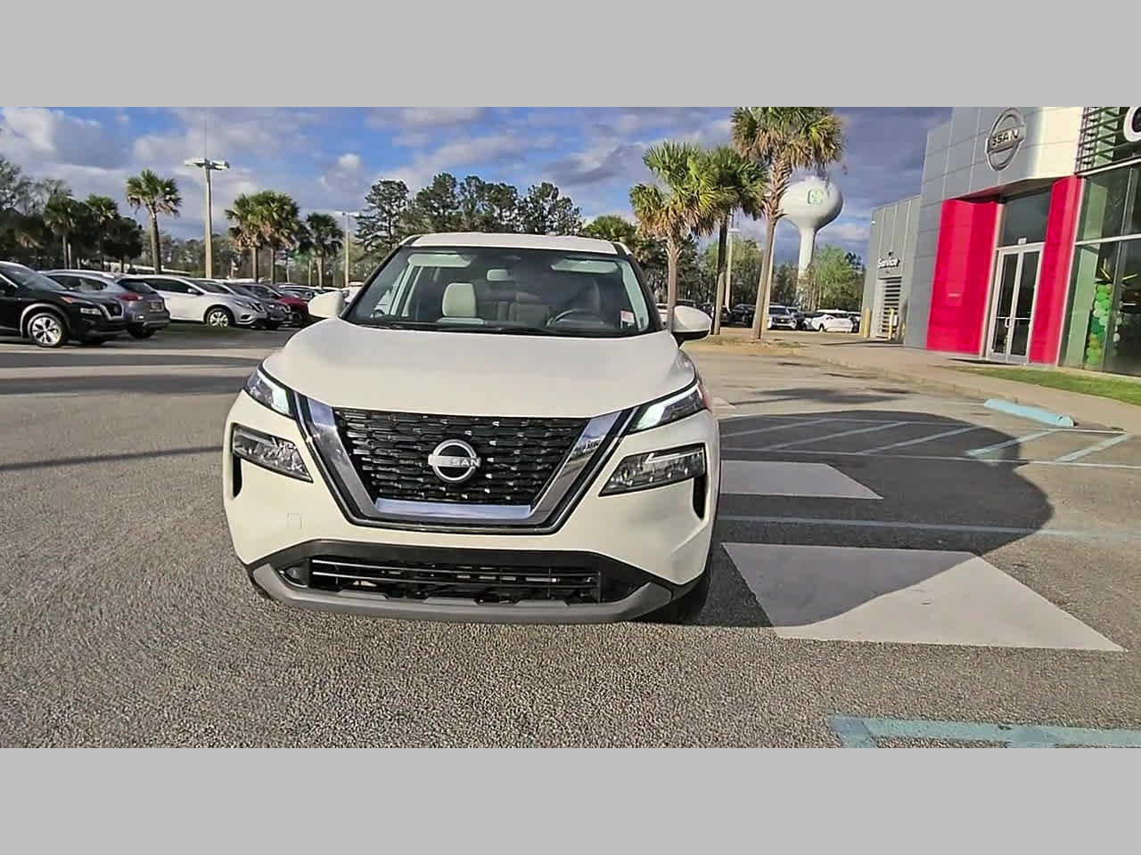 Used 2023 Nissan Rogue SV AWD/4WD image 20