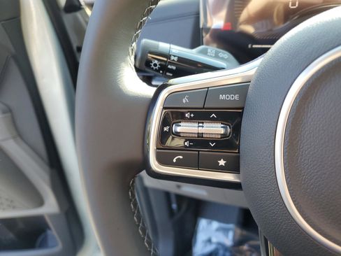 New 2026 Kia Carnival EX image 28