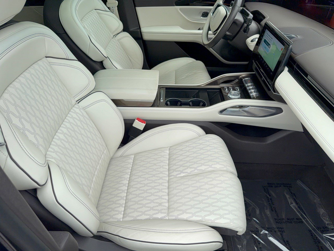Used 2024 Lincoln Nautilus Black Label AWD/4WD image 30