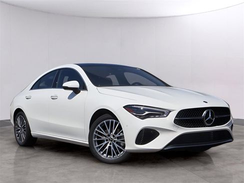 New 2025 Mercedes-Benz CLA 250 4MATIC image 1