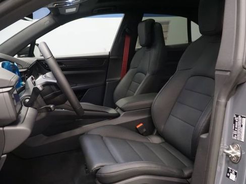 New 2026 Porsche Macan GTS Electric AWD/4WD image 5