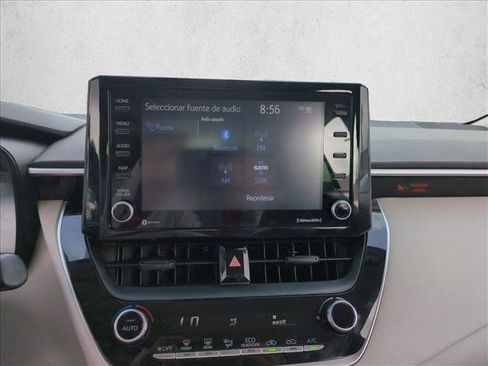 Used 2022 Toyota Corolla LE FWD image 14