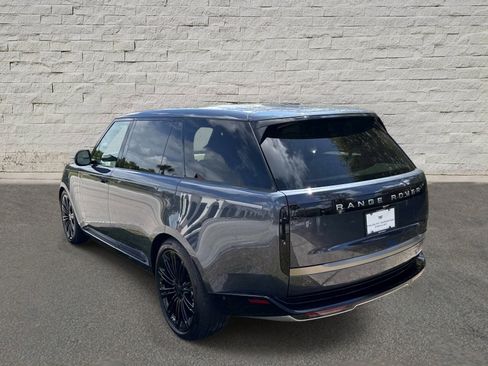 Used 2026 Land Rover Range Rover Long Wheelbase SE image 7