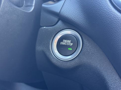 Certified 2024 Chevrolet Equinox LT image 30