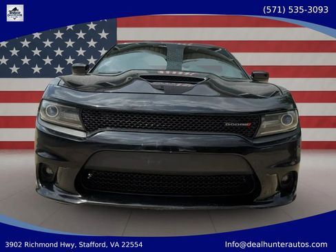 Used 2019 Dodge Charger GT RWD image 2