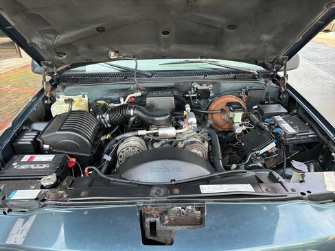 Used 1999 GMC Yukon Denali image 41