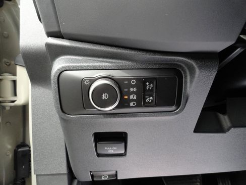 Used 2025 Ford Bronco Outer Banks w/ Sasquatch Package image 11