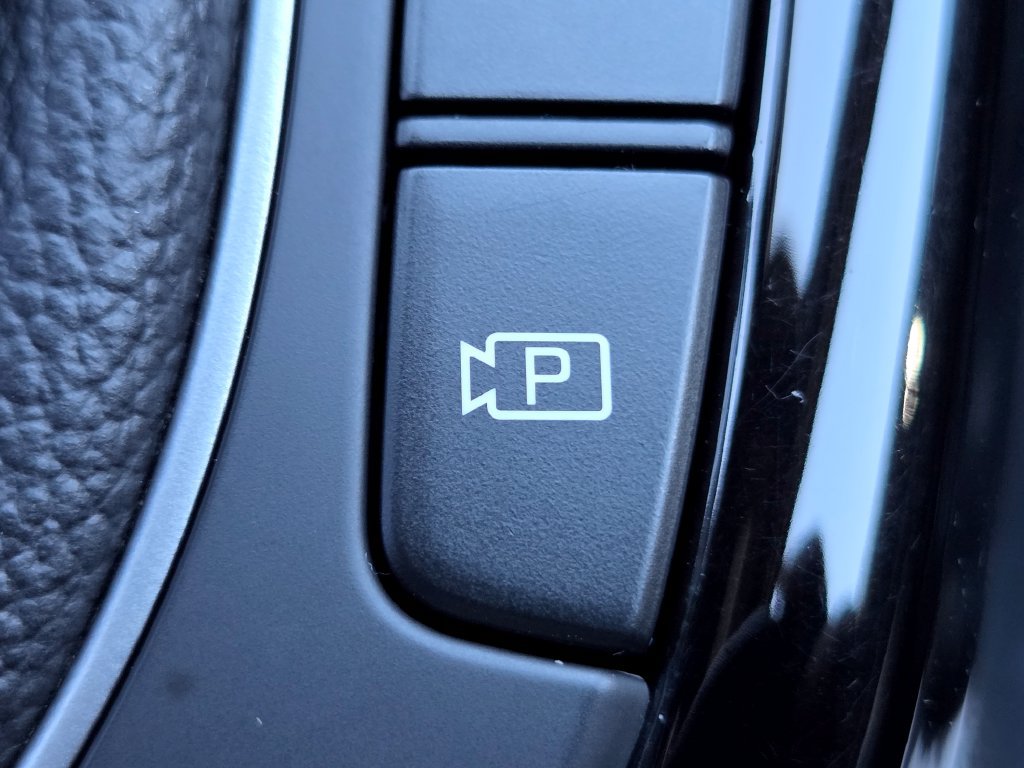 Used 2022 Kia Forte GT FWD image 13