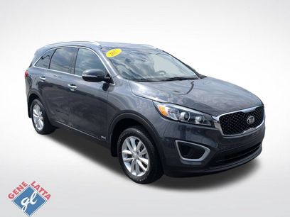 Used 2017 Kia Sorento AWD w/ LX Convenience Package