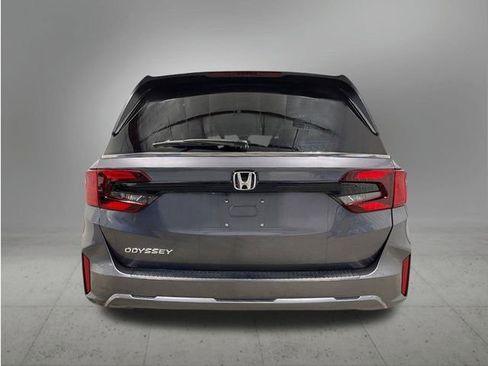 New 2026 Honda Odyssey EX-L image 4