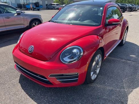 Used 2017 Volkswagen Beetle 1.8T SE FWD image 4
