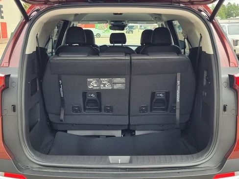 New 2026 Kia Carnival EX FWD image 7