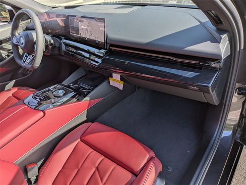 New 2026 BMW 530i xDrive image 10