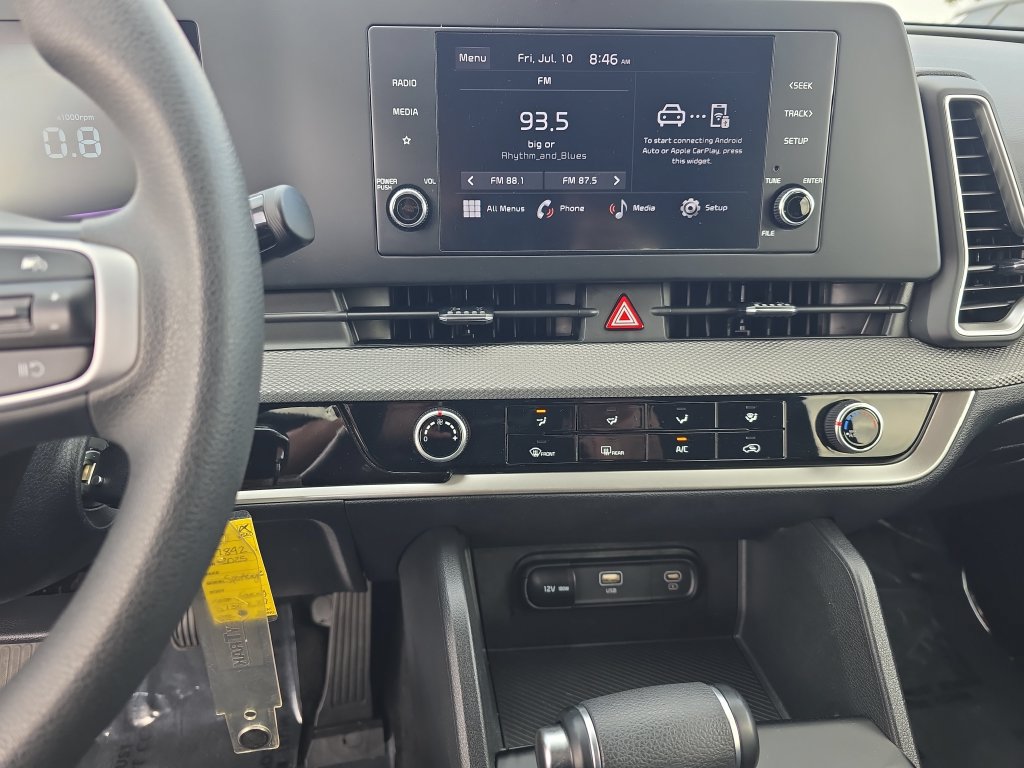 Used 2025 Kia Sportage LX FWD image 12