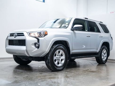 Certified 2024 Toyota 4Runner SR5 image 3