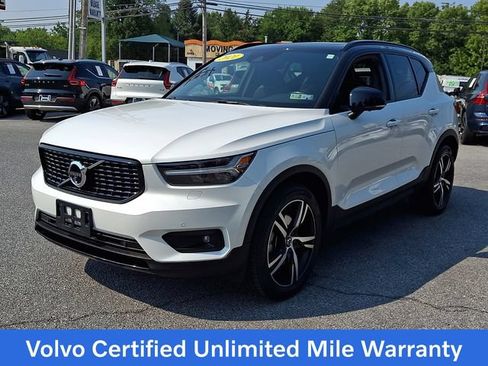 Used 2021 Volvo XC40 T5 R-Design w/ Advanced Package AWD/4WD image 3