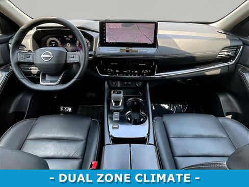 Used 2026 Nissan Rogue SL FWD image 7