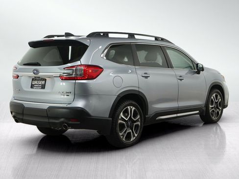 Used 2023 Subaru Ascent Limited w/ Technology Package AWD/4WD image 6