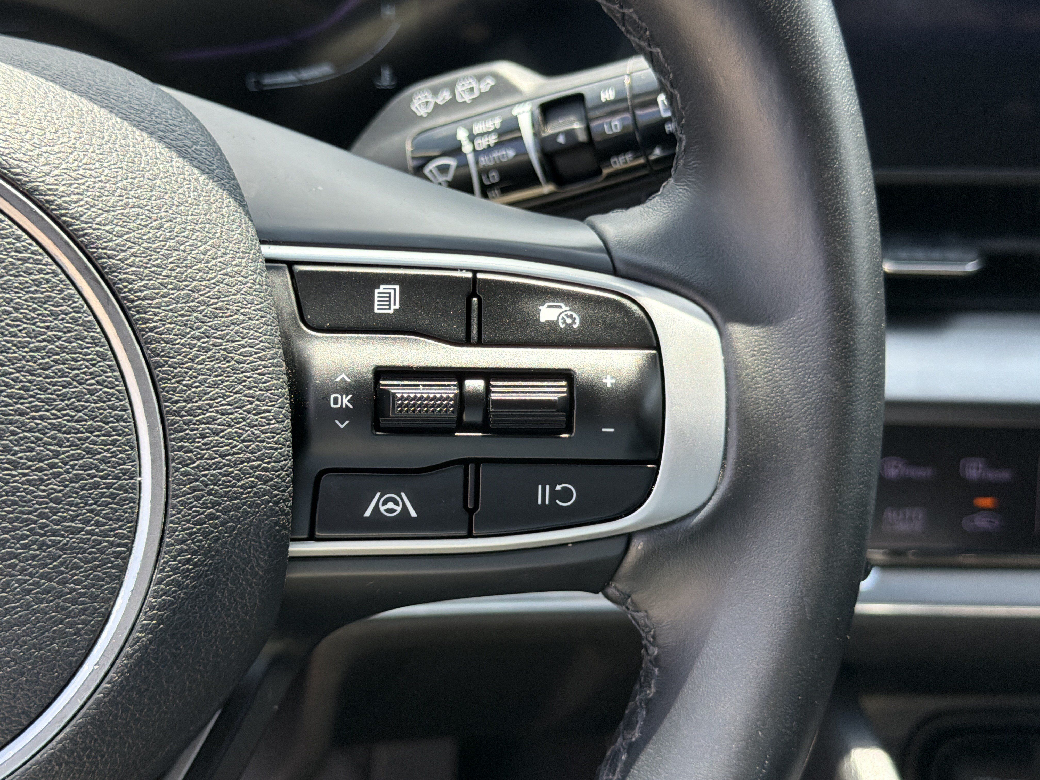 Certified 2024 Kia Sportage EX FWD image 26