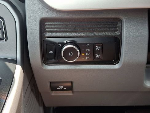 Used 2025 Ford F250 XLT AWD/4WD image 22