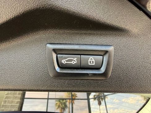 Used 2020 BMW X7 xDrive40i w/ Cold Weather Package AWD/4WD image 35