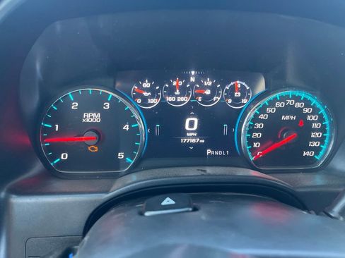 Used 2018 GMC Sierra 2500 Denali w/ Duramax Plus Package AWD/4WD image 11