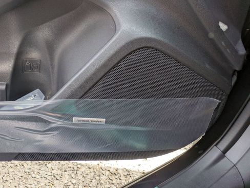 New 2025 Subaru Crosstrek 2.5i Limited image 21