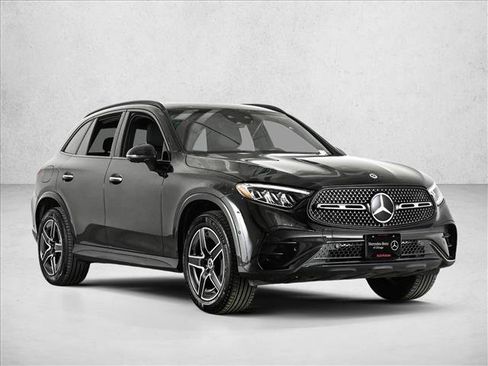 Certified 2026 Mercedes-Benz GLC 300 4MATIC image 3