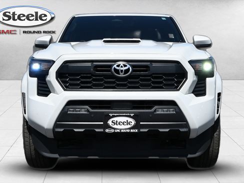Used 2024 Toyota Tacoma TRD Sport w/ TRD Sport Upgrade Package AWD/4WD image 2