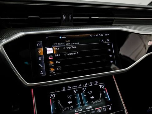 Used 2024 Audi RS 7 Performance w/ Executive Package image 69