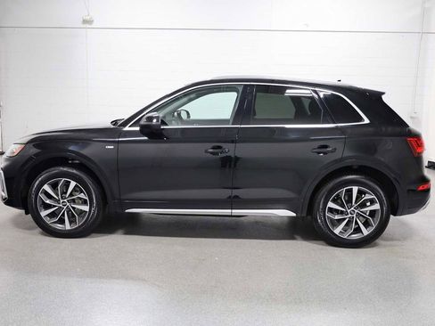 Used 2023 Audi Q5 2.0T Prestige w/ Prestige Package image 2