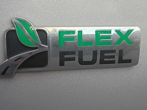 Used 2014 Ford E-350 and Econoline 350 XLT image 14