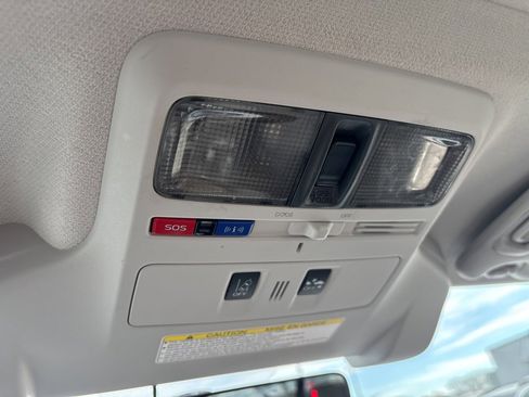 Used 2018 Subaru Forester 2.5i Limited image 23