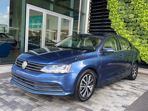 Used 2017 Volkswagen Jetta SE FWD image 17