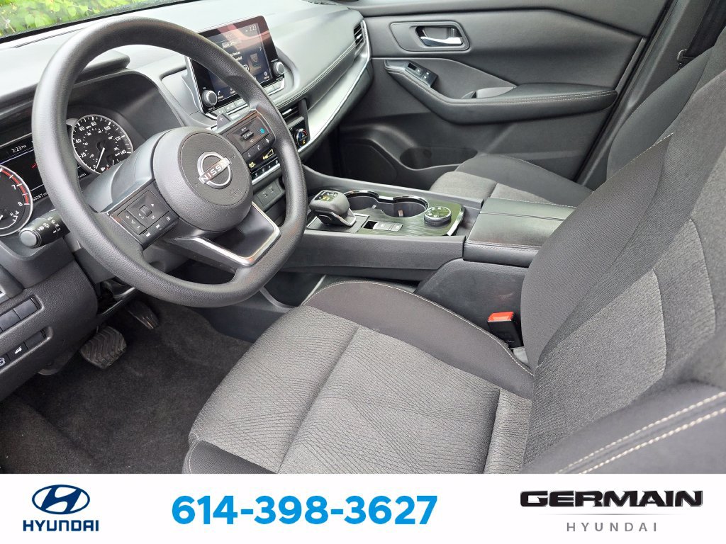 Used 2024 Nissan Rogue SV AWD/4WD image 18