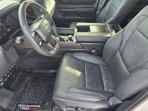 Used 2024 Toyota Sequoia 4WD image 12