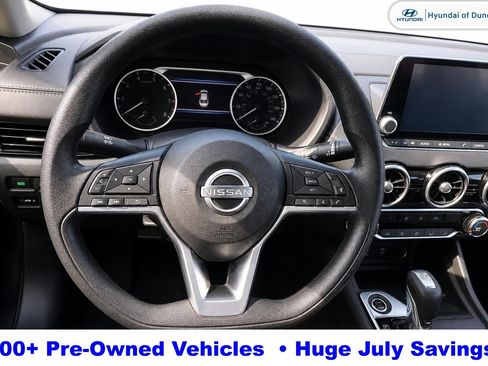Used 2025 Nissan Sentra SV FWD image 11