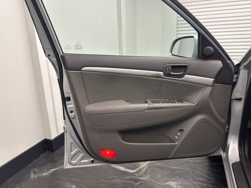 Used 2010 Hyundai Sonata GLS image 16