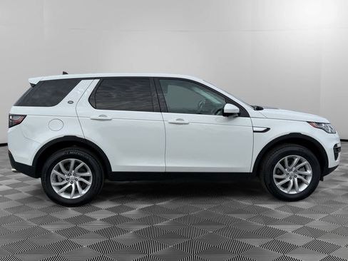Used 2016 Land Rover Discovery Sport HSE image 6