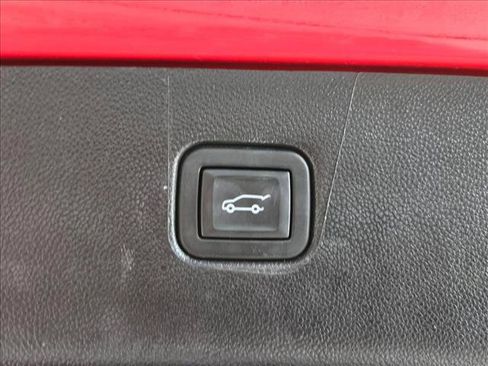 Used 2024 Chevrolet Blazer LT w/ Midnight/Sport Edition FWD image 26