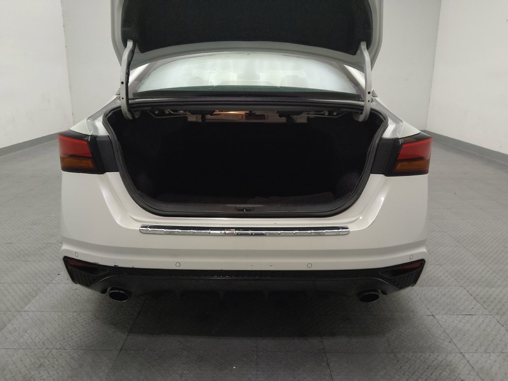 Used 2023 Nissan Altima 2.0 SR FWD image 29