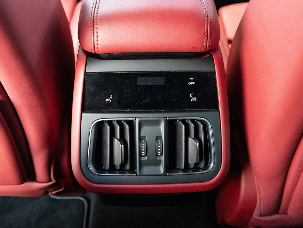 Used 2023 Maserati Grecale Modena AWD/4WD image 46