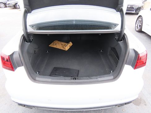 Used 2018 Audi S6 Premium Plus w/ S Sport Package image 11