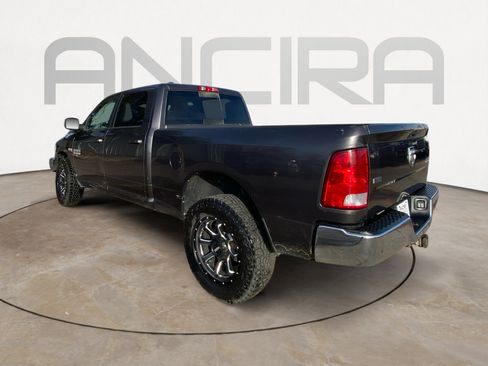 Used 2019 RAM 1500 Classic SLT image 8