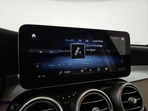 Used 2021 Mercedes-Benz GLC 300 image 17